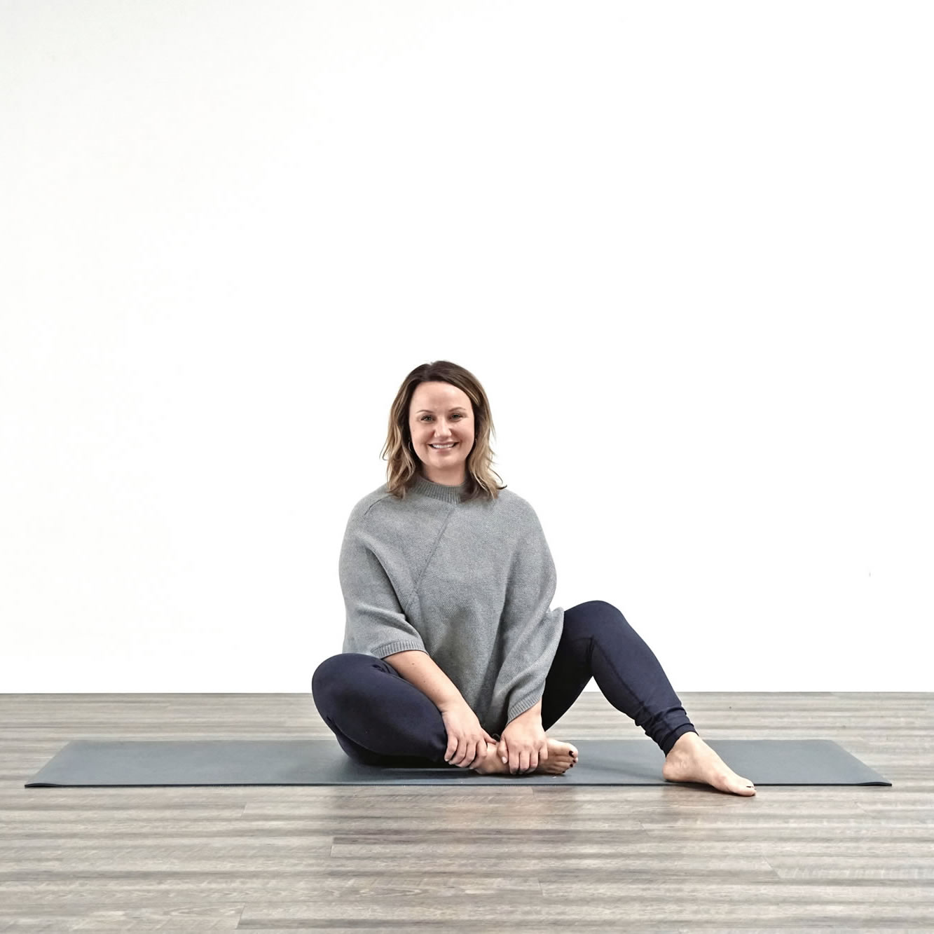 tuladharayoga-2017-teacher-asana_09